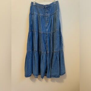 We The Free tiered denim maxi skirt size Medium
